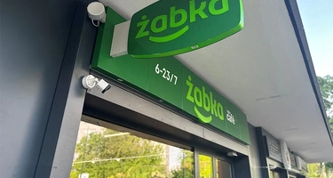 Kawa i czekolady... Na liście łupów "żabkowych" złodziei znajdziemy coś jeszcze