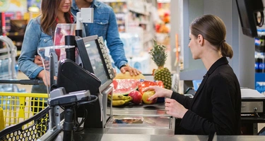 Pracowników handlu czeka "majówka grozy". Rośnie liczba skarg na pracodawców