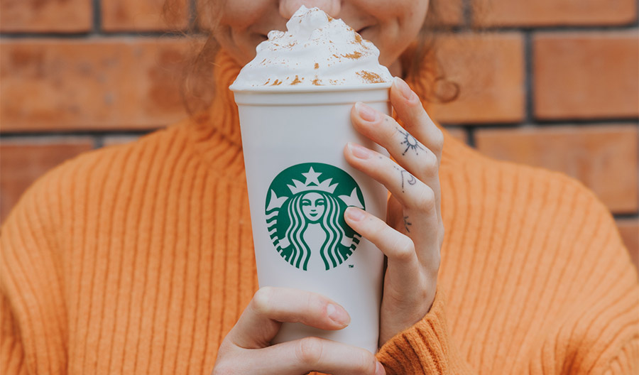 Pumpkin Spice Latte Starbucks 2024. Znamy cenę Pumpkin Spice Latte